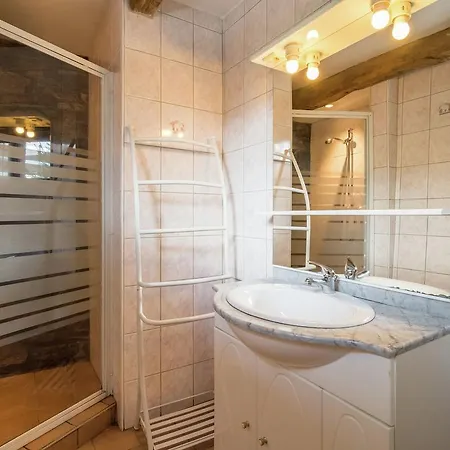 Apartment Quaint In With Lavish Interiors Sensenruth